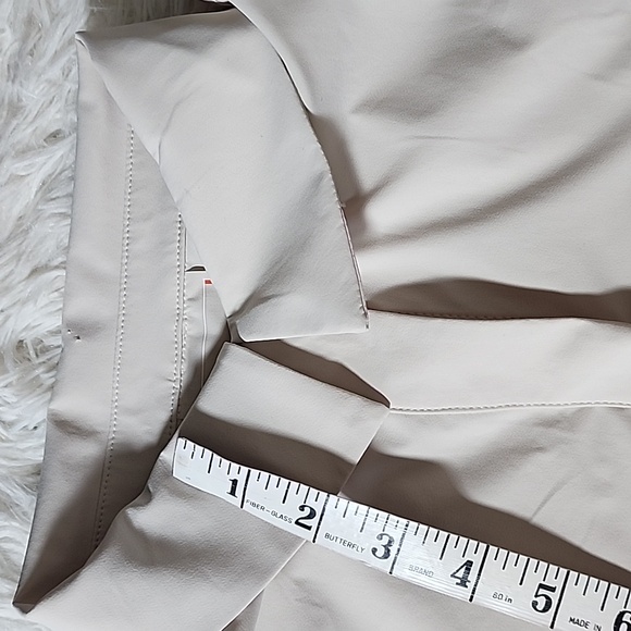 Nike 24.7 Dri Fit Oversized Button Down Shirt - Picture 6 of 12